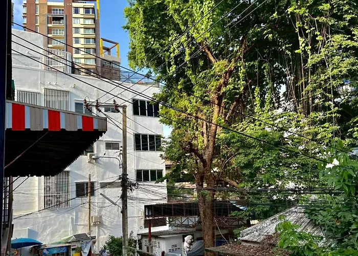 게스트하우스 Crew On 3rd Floor Near Mrt